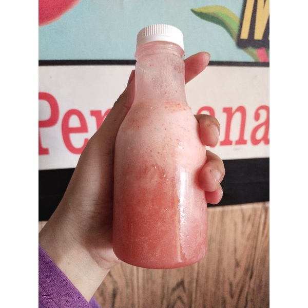 

jus strawbery buah asli(frozen)