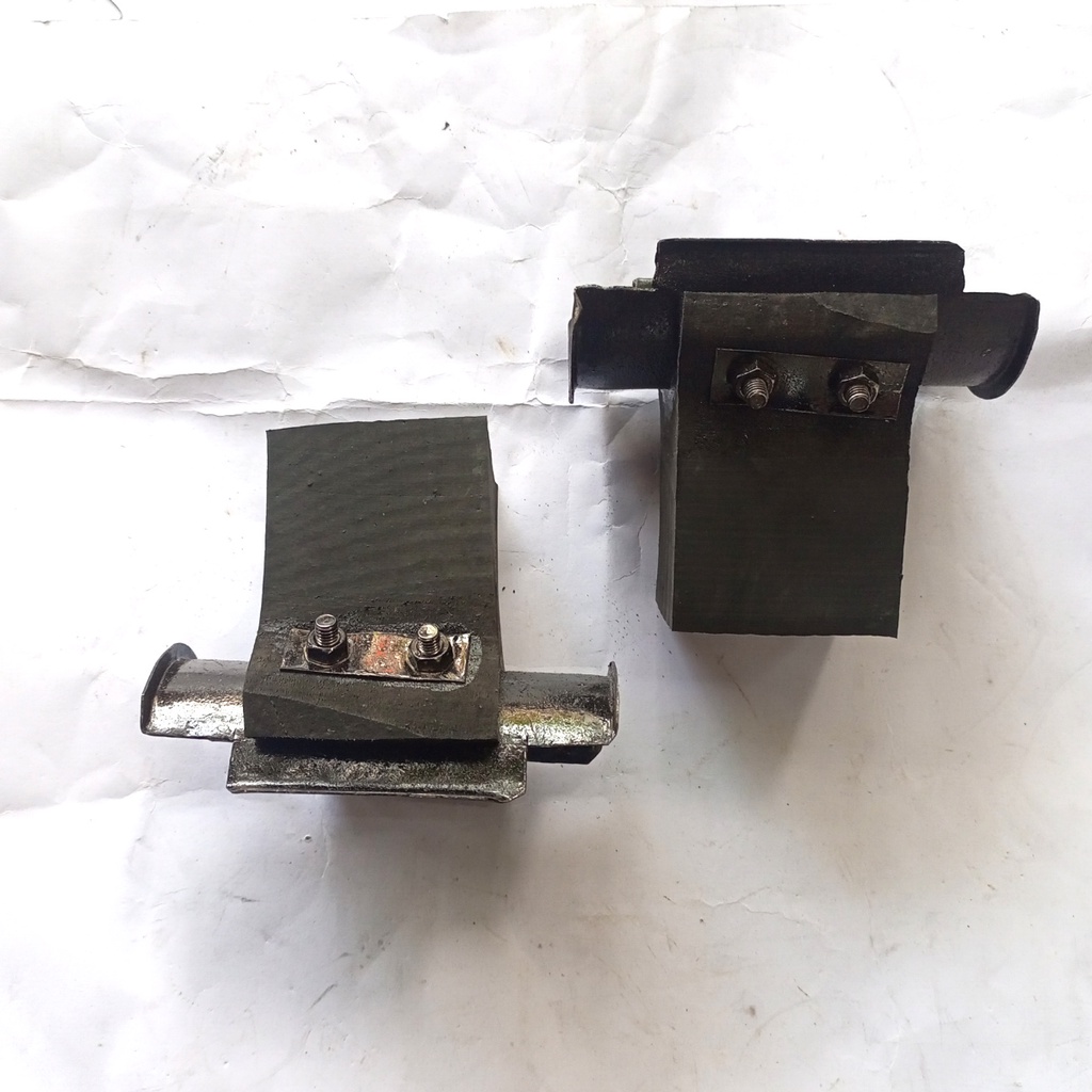 Karet Stopper Belakang Suzuki APV Mega Carry Harga 1 set