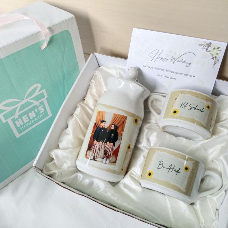 

[KODE CJVGH] Kado Pernikahan Unik Hadiah Wedding Gift Hampers