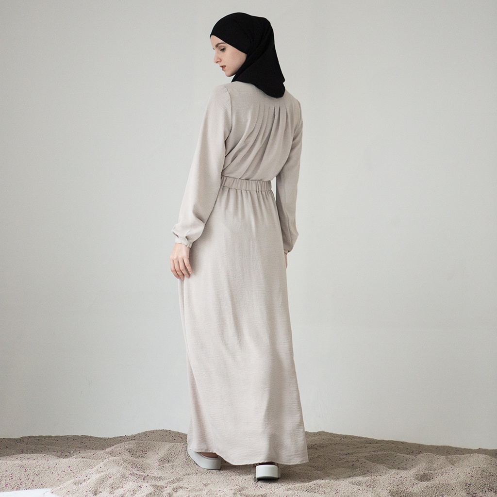 Hara by Aska Label - Rok wanita basic pinggang karet warna oat beige sand