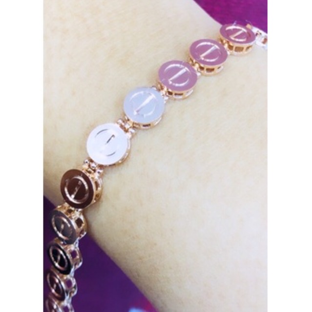 Gelang fashion cartier 750%
