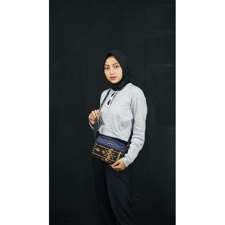 Slingbag atau Handbag Tenun Etnik Pria Wanita Savu116