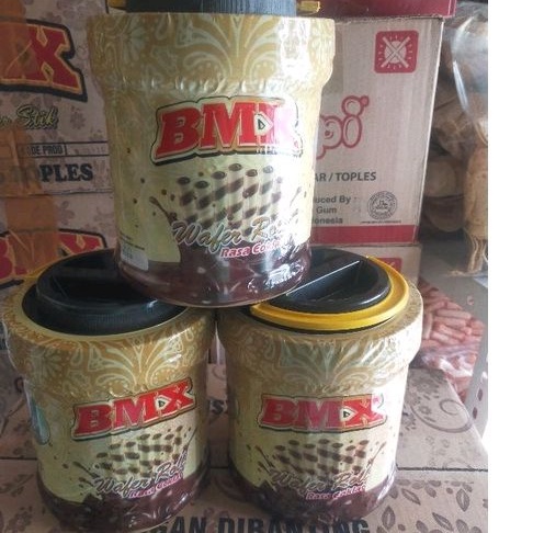 

Wafer roll Bmx toples 400gr bingkisan lebaran