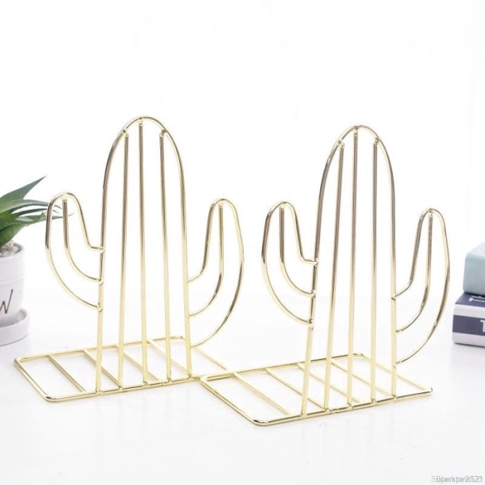 

Terlaris ✨ -Cactus Bookholder Bookend Cuts / Holder Buku / Pembatas Buku Gold Rose- 2.1.23