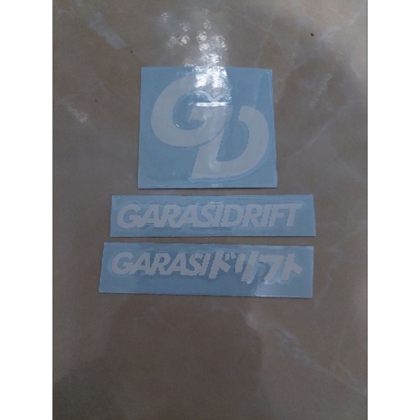 sticker cutting Garasi Drift universal