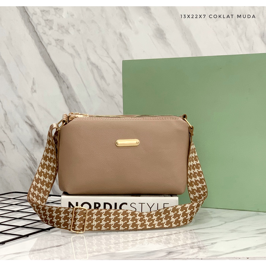 TAS WANITA SELEMPANG STRAP VIENTI LILY