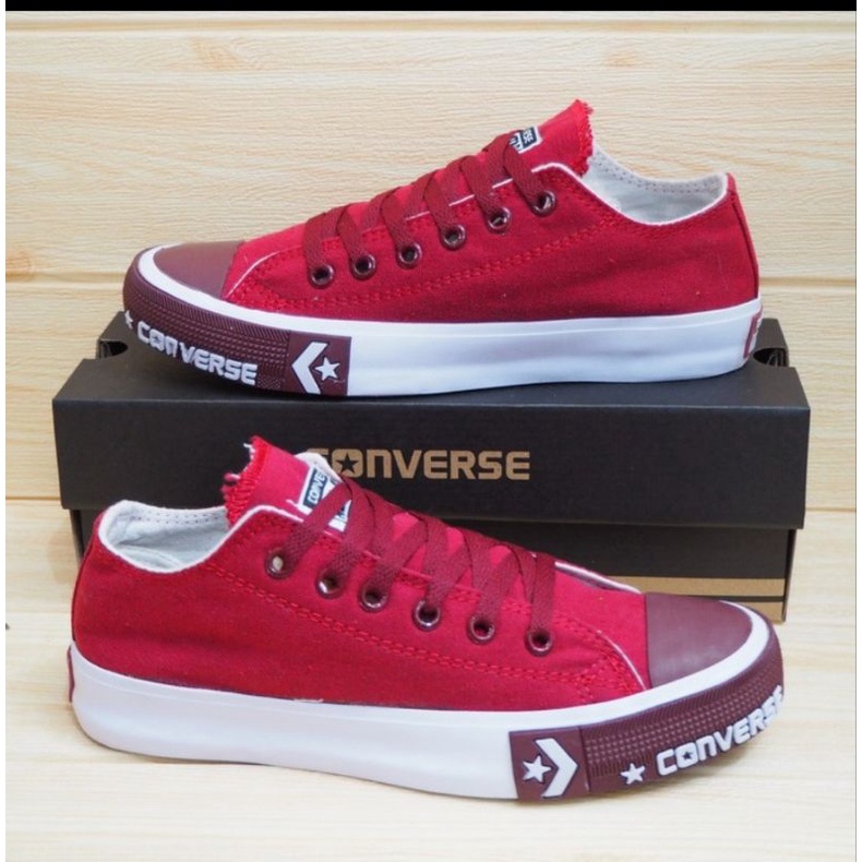 Sepatu Converse Cowok Cewek Sneakers Formal Elegant