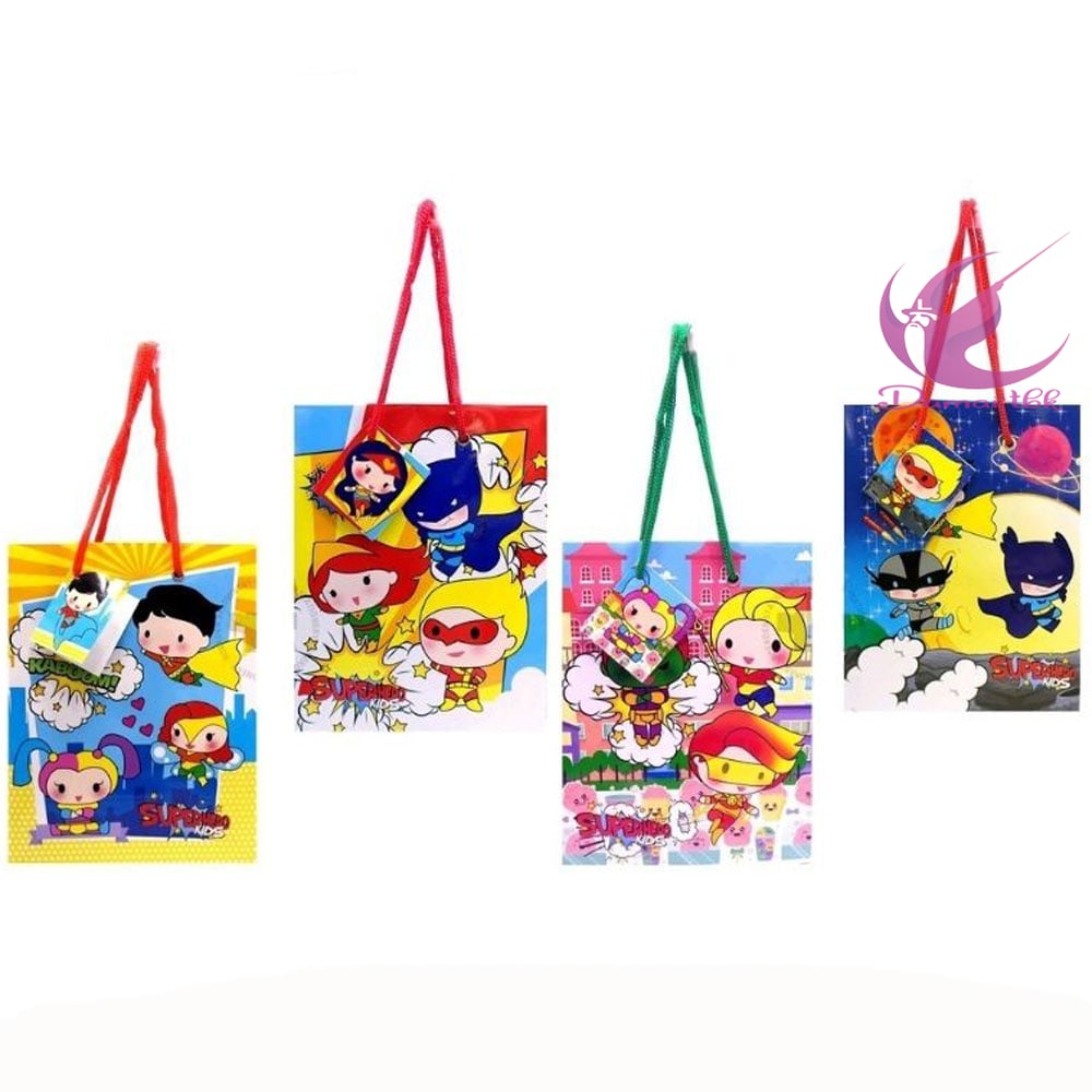 

Paper Bag A Glosy Kiky Superhero 22X15X6Cm 1pcs