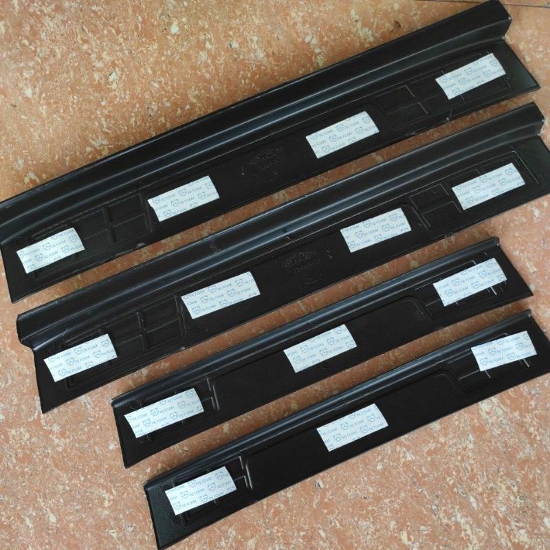 sealplate sill plate sillplate samping PINTU + LEM daihatsu sigra plastik ABS HITAM