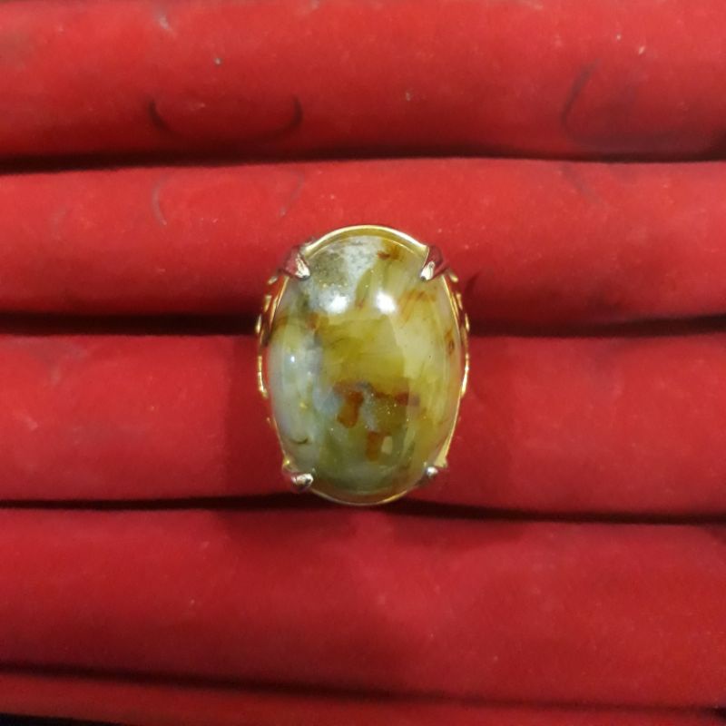 batu cincin panca warna edong, asli batu alami Natural. Nego wajar. Bayar di tempat (COD)
