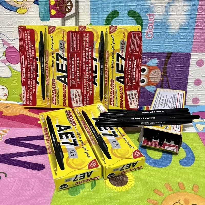 

CTShopID Pen Standart Ae7 BODY HITAM 1 Pak isi 12 Pcs