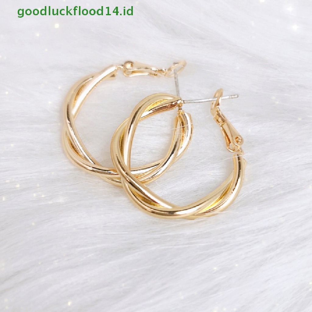 [GOOGFOUR] 1pasang Anting Fashion Untuk Wanita Sederhana Dikepang Anting Hoop Anting Geometris Memutar Anting Hoop Temperamen Perhiasan Aksesoris Hadiah Natal [TOP]