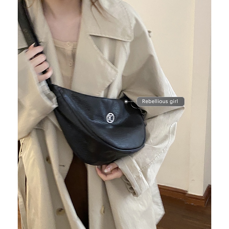 ✺Sera all-match messenger bag female 2022 fashion retro dumpling bag casual student class shoulder bag