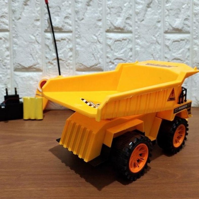 RC DUMP TRUCK TAMBANG BESAR REMOTE CONTROL 2.4 GHZ - MAINAN MOBIL TERBARU