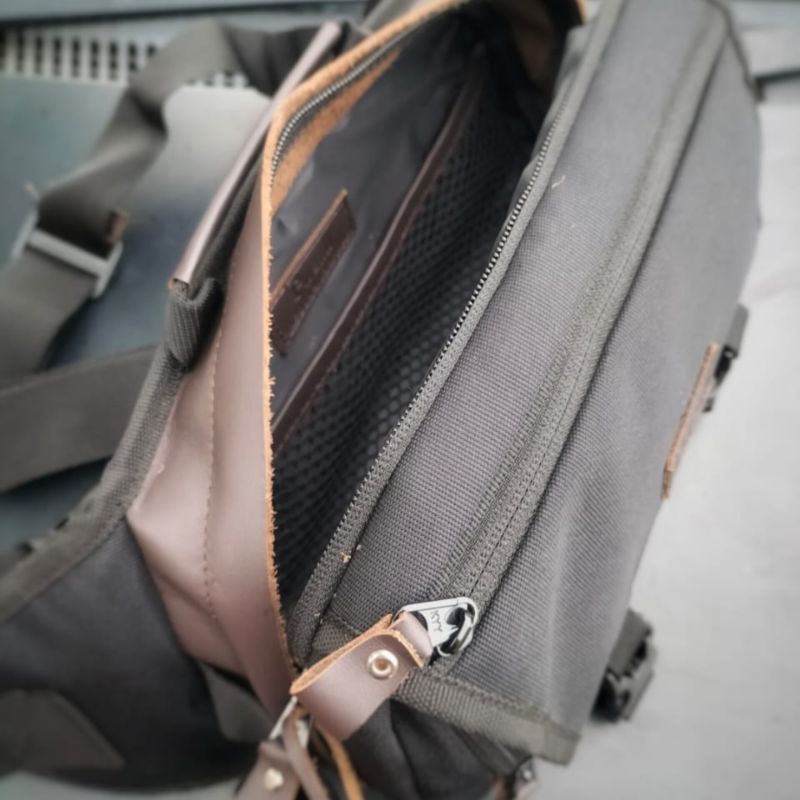 Pusiill ex08 original waistbag tas pinggang bahan courdura dengan dikombinasi kulit asli sapi original