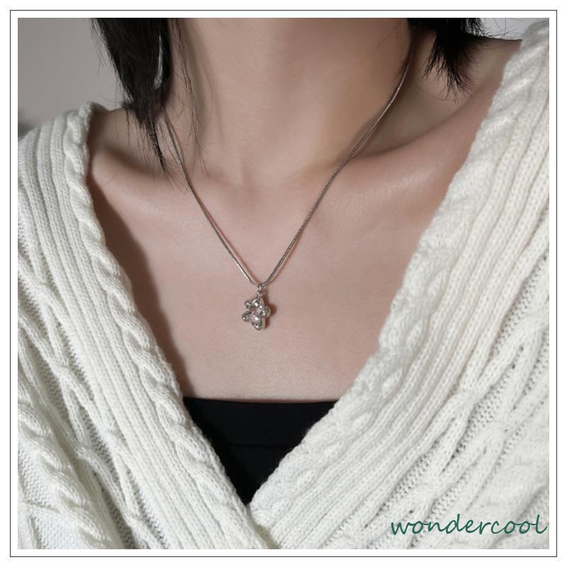 Kalung Bunga Rantai Klavikula Mewah Sense Light Desain Canggih Wanita-Won