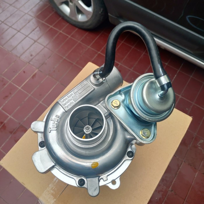 Turbo Charger Turbocharger Isuzu Elf NHR / NKR 55 IHI Japan