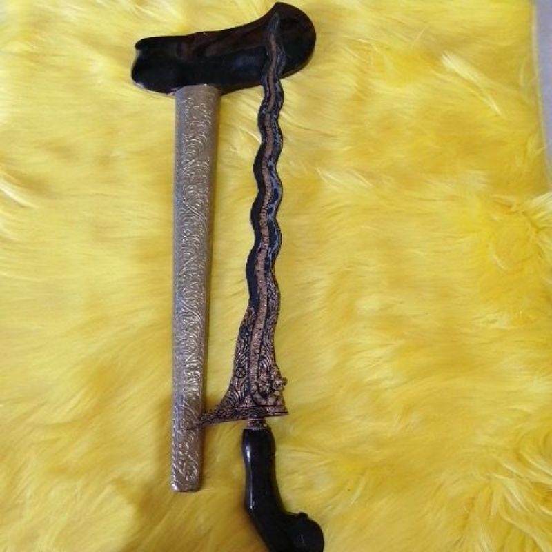 keris luk 13 Naga sasra