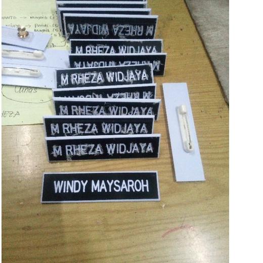 

Recomend name tag nama dada akrilik custom peroses cepat kilat