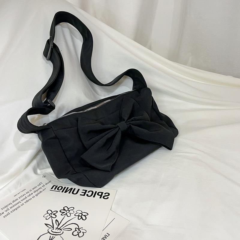 ┋☞Sera Suits Small Canvas Bag Black Bag Female 2022 New Crossbody Bag All-Match Student Class Bow Single