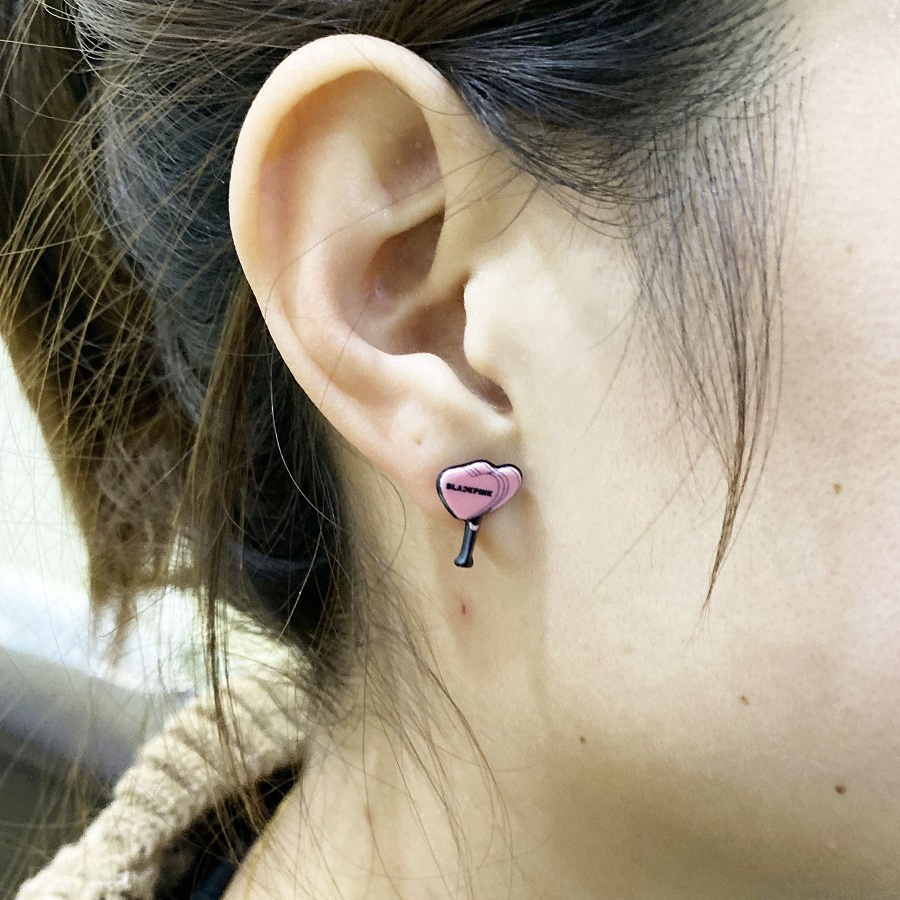 Kpop black pink TWICE GOT7 EXO Ear Studs Earrings Party Punk Earring Jewelry Jisoo Jennie Rose Lisa Blink BP