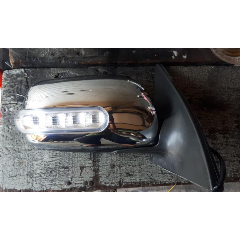 Spion avanza lama 2007 2010 tipe G kanan elektrik original