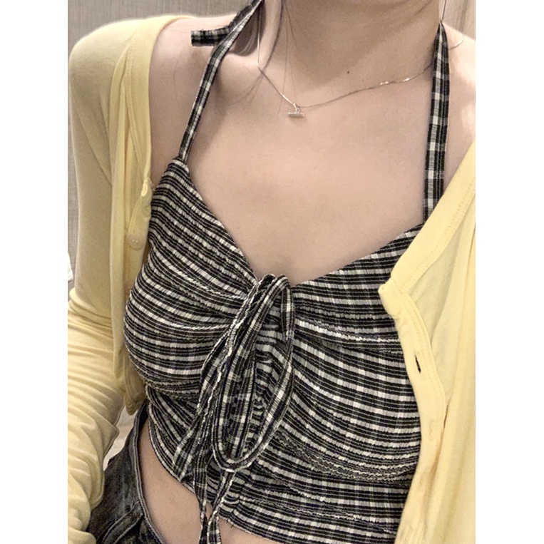 Red Spice Girls Niche Chic Serut Menggantung Leher Suspender Wanita Pakaian Dalam Musim Panas Ramping Desain Serbaguna Rompi Pendek Tanpa Lengan