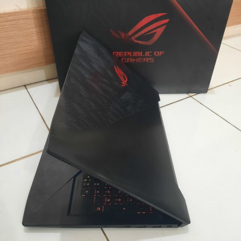 Laptop Asus ROG Strix G531GT Core i7-9750H Ram 8Gb/SSD 512Gb Nvidia Geforce GTX 1650 4GB FULL RGB