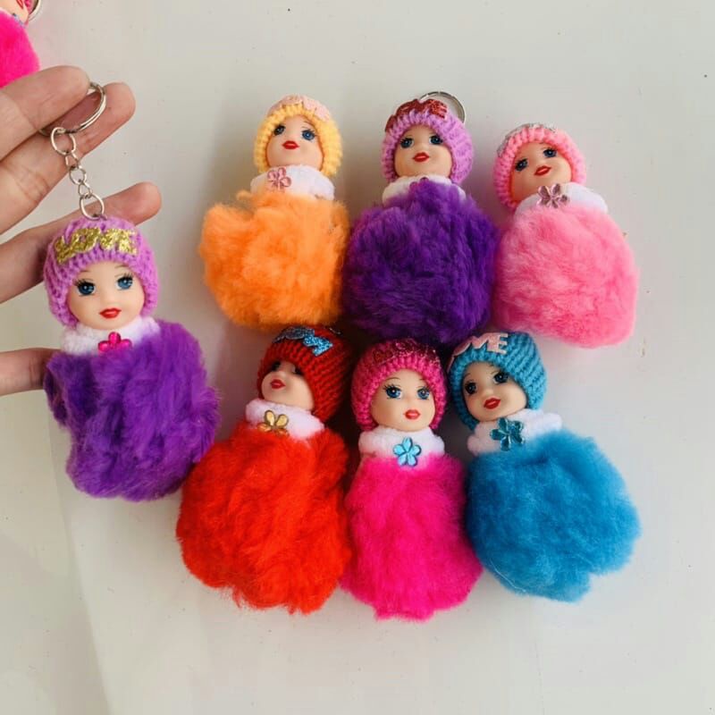 Gantungan Kunci Boneka Barbie Pom Pom