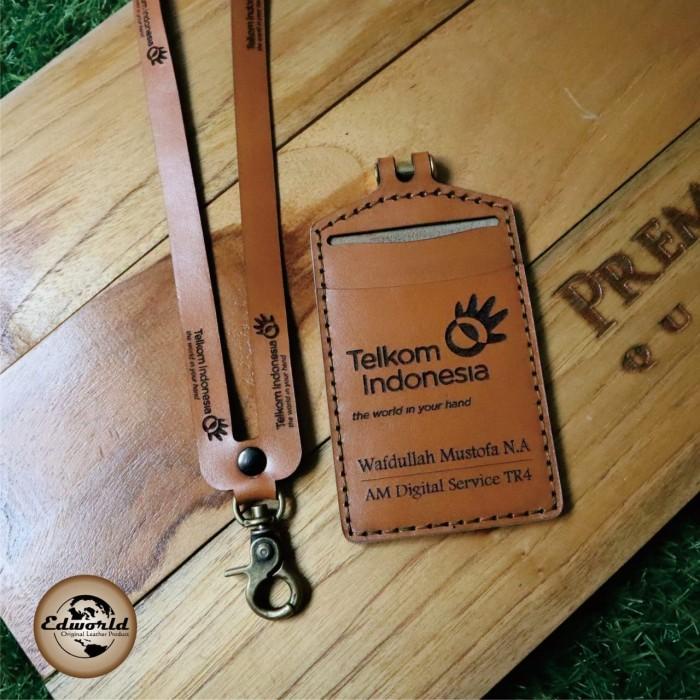 

Nametag Kulit Asli Custom