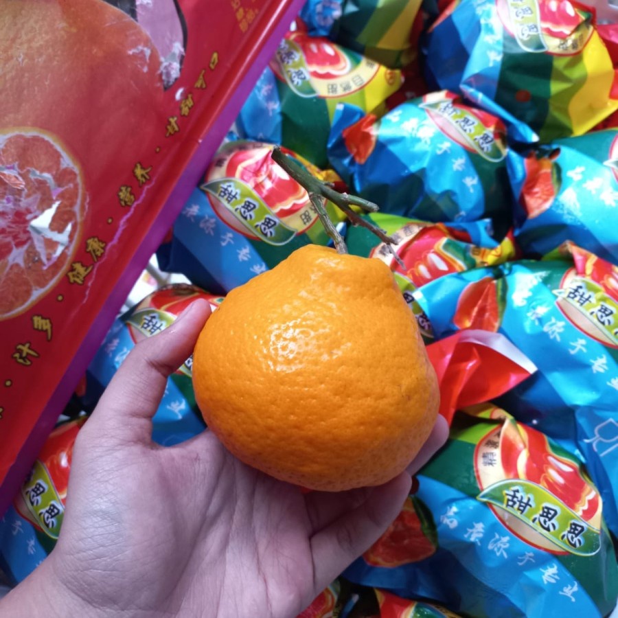 

Buah Jeruk Dekopon Sumo Jeruk Kupas 1 dus 4 kg Jeruk Chun Jian Murah Enak Segar Manis IMLEK