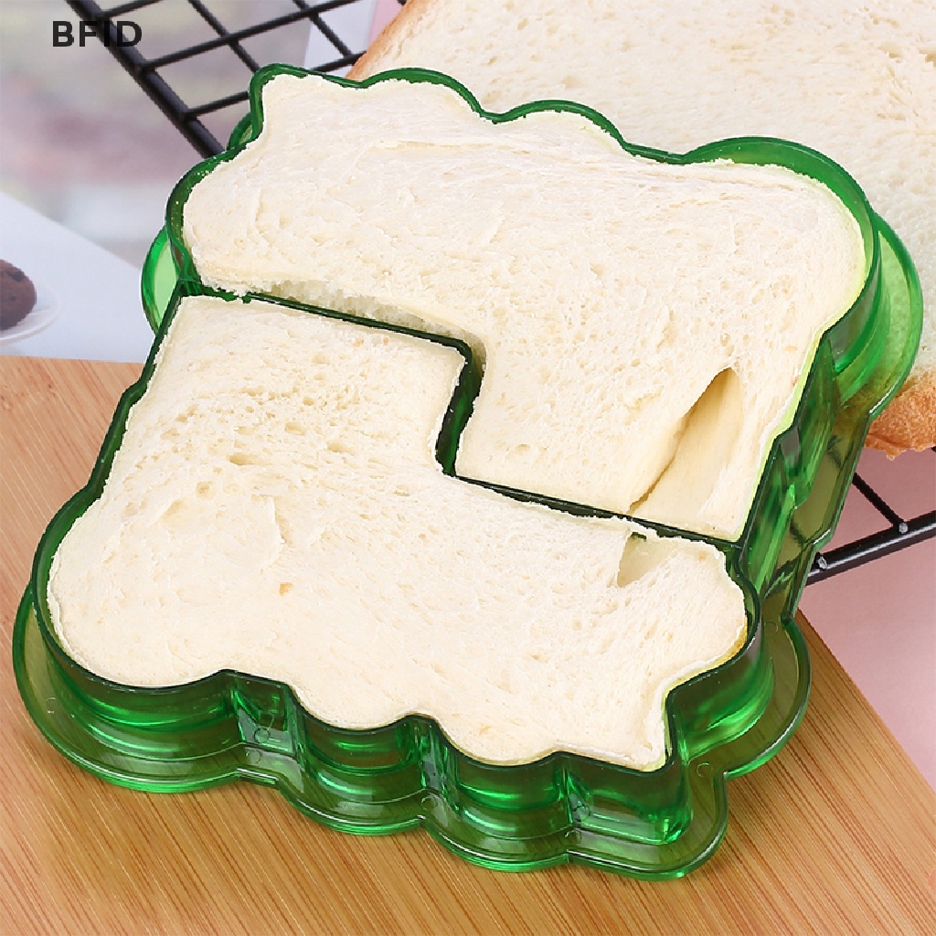 [BFID] Lunch DIY Sandwiches Cutter Cetakan Makanan Cutg Die Roti Biskuit Mold Tools [ID]