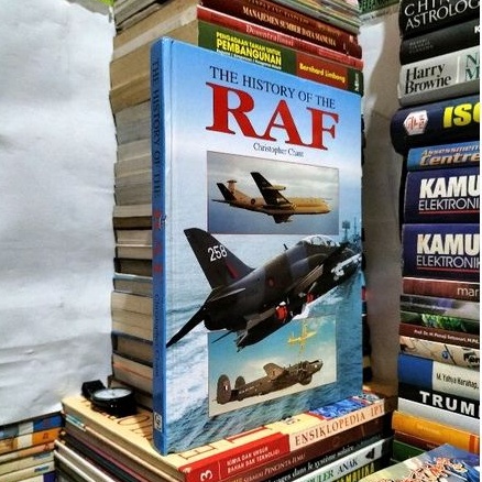 THE HISTORY OF THE RAF.BY.CHRISTOPHER CHANT