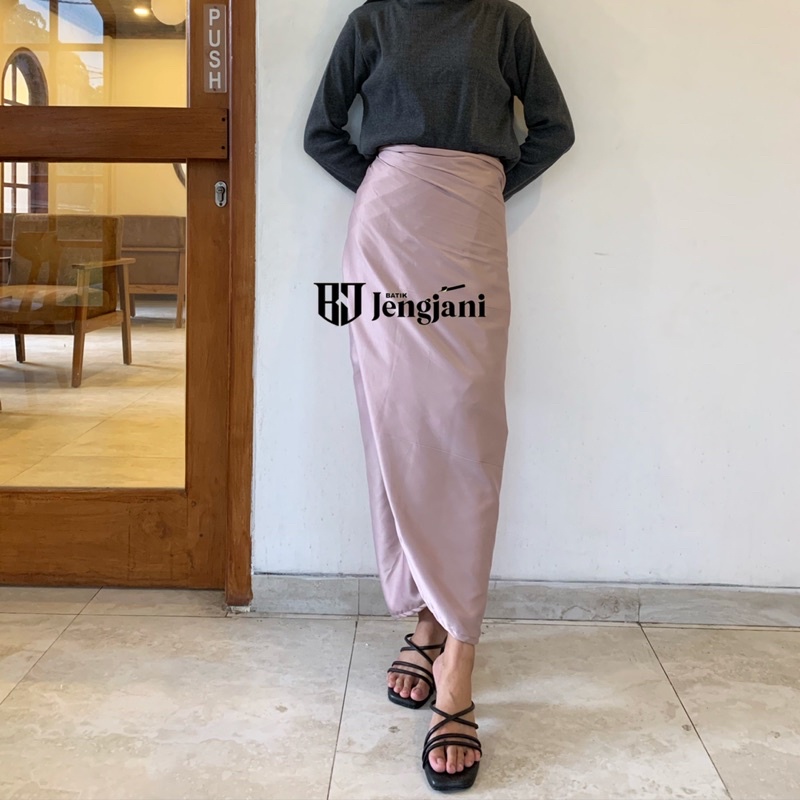 Rok Lilit Laweyan | Rok Lilit Satin Kekinian | Seragam Rok Kondangan Kekinian