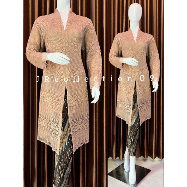 Kebaya Tunik V / Kebaya Brokat / Kebaya Melayu/Kebaya Modern/ Kebaya Seleting Depan