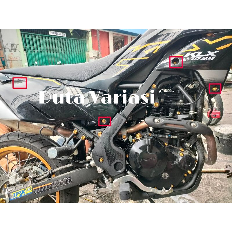 NACOM DV BAUT BODY KIRI KANAN KLX 230