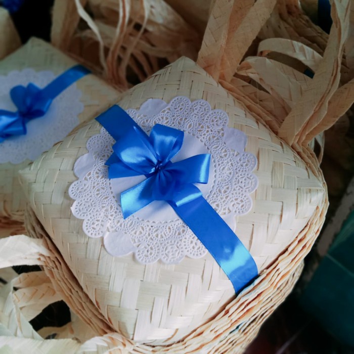 

[ Halodul ] besekjinjing 22*22 | besek bambu hampers kotak hantaran lebaran