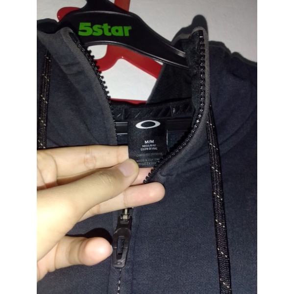 Jaket pria merek Oakley ORIGINAL