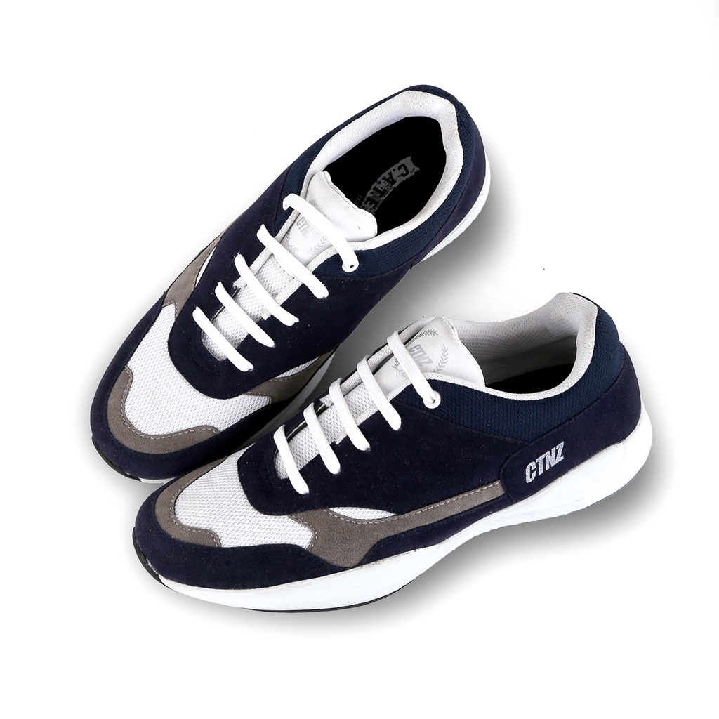 Sepatu Sneakers Pria Trendi Kekinian Terbaru Motif Corak Keren Casual Stylish Outdoor Sport Shoes Fitnes Biru Navy UC x CTNZ C02