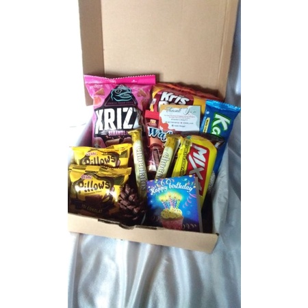 

Hampers Snack | Gift Snack | Hadiah Snack | Hadiah Wisuda