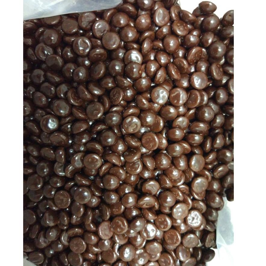 

Terbaru.. Choco chip 1kg / Chocochip / Chocochips LAGIE gepeng 1 kg COKLAT 1/2 BULAT 78