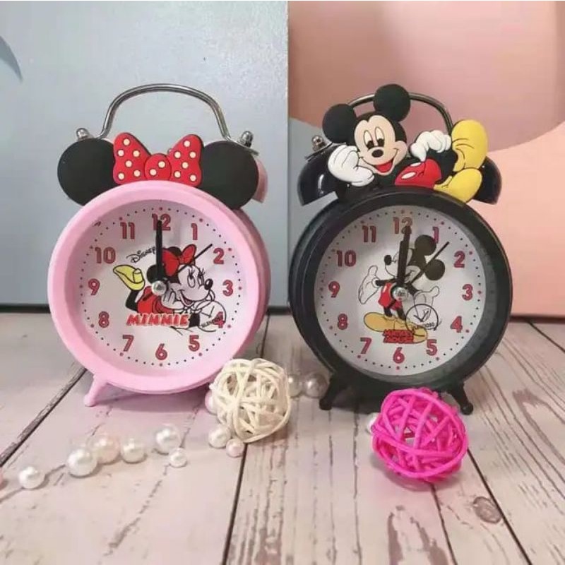 Jam Meja /Jam Weker / Jam Beker / Jam Meja Karakter Doraemon,Hello Kitty,Unicron,Spongebob