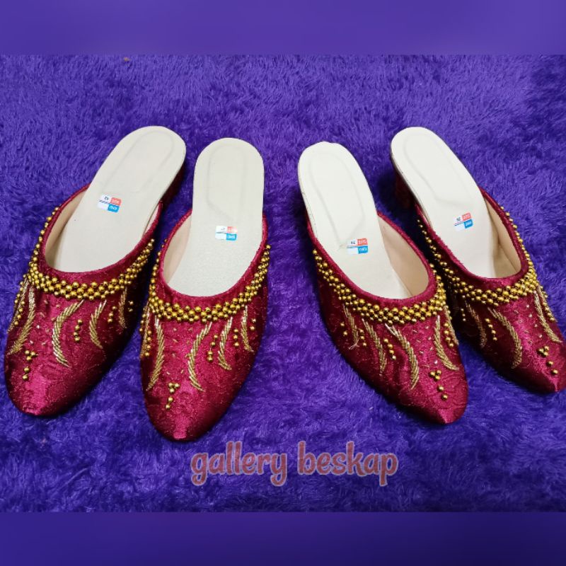 selop pengantin maroon / sendal slop manten/ wedding shoes