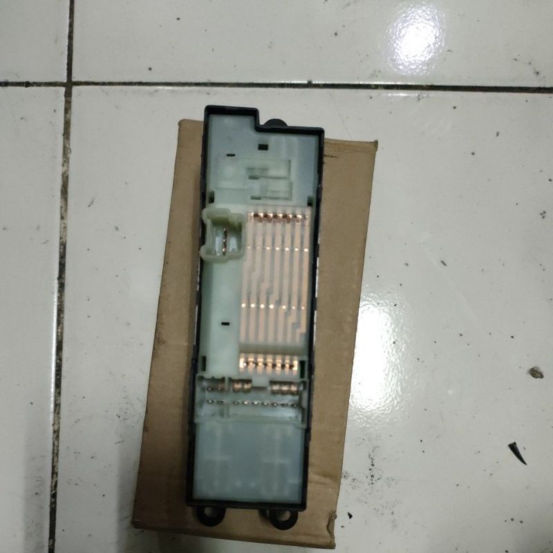 saklar power window Nissan xtril T30 old THN 2000-2007