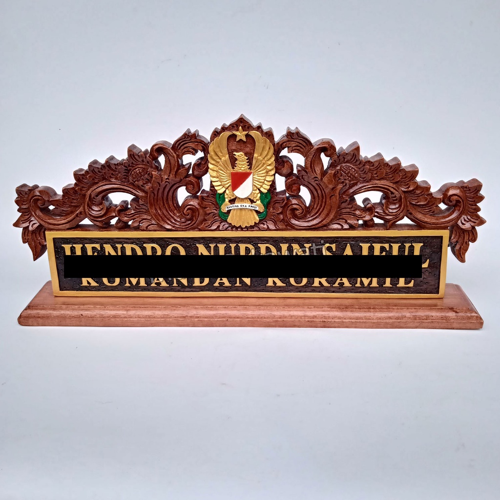 Papan nama meja kayu ukiran bali nameplate Lambang Logo instansi