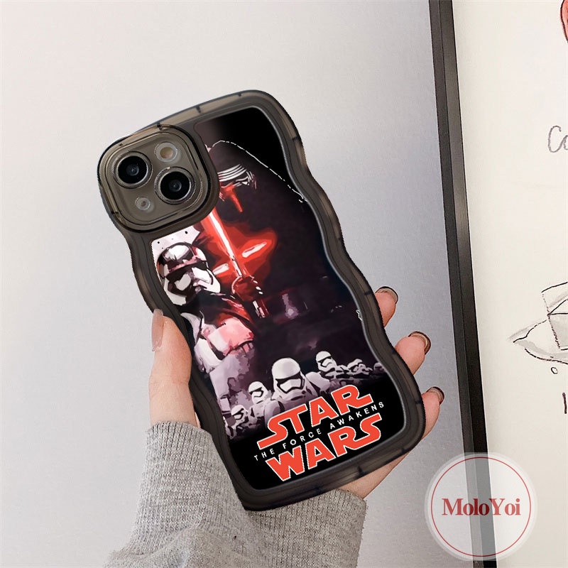 IPHONE Ins Fashion Trendi Merek Star Wars Case Kompatibel Untuk Iphone11 Pro Max XR 12 13 14 Pro Max 6 6S 7 8 Plus X XS Max SE 2020 Wavy Edge Soft TPU Back Cover