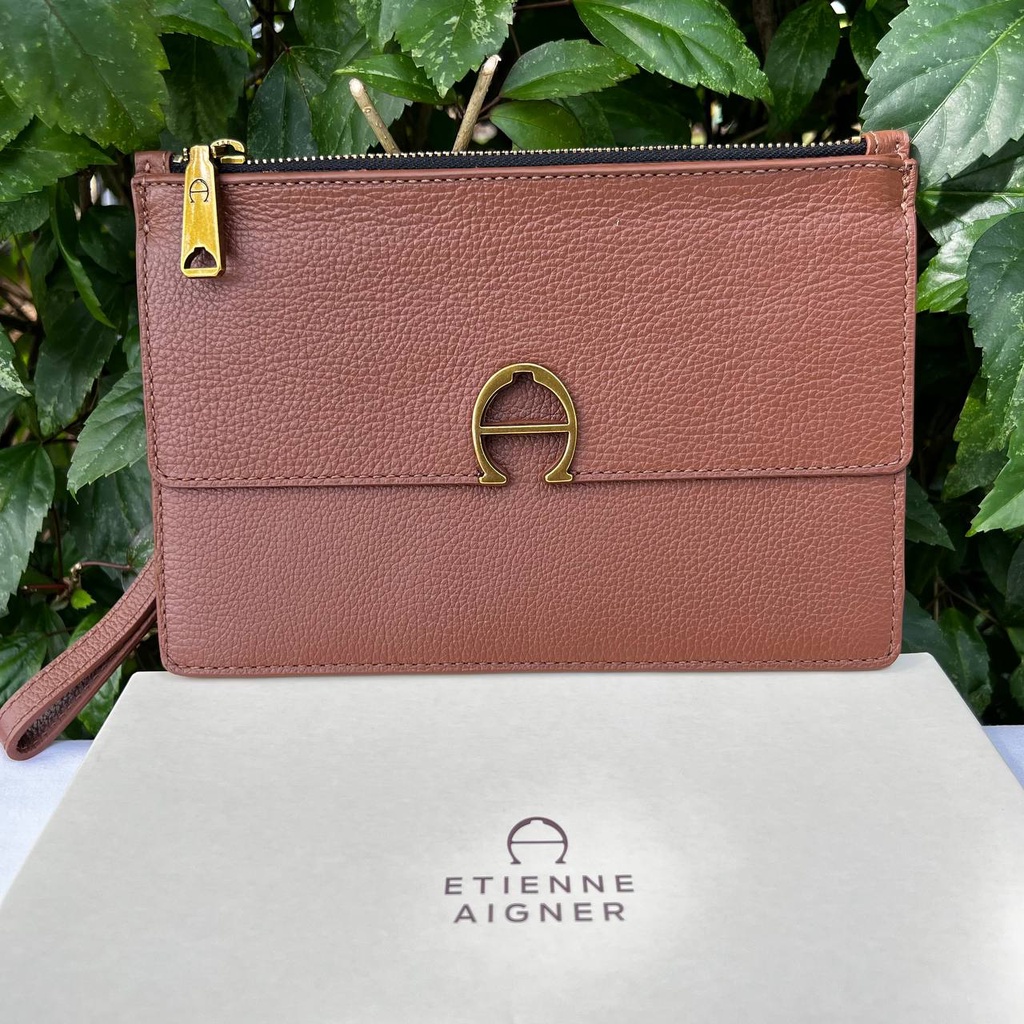 Etienne Aigner Clare Medium Clutch Luggage