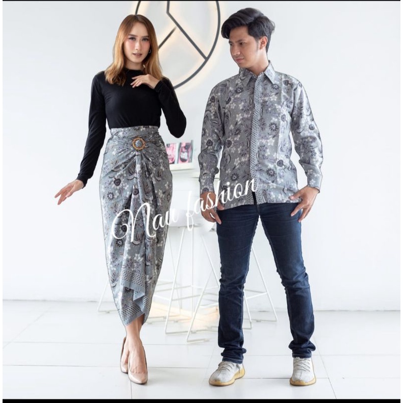 Couple rok lilit batik dengan kemeja batik//couple batik keluarga//couple tunangan//batik remaja//rok lilit//kain serut//batik anak