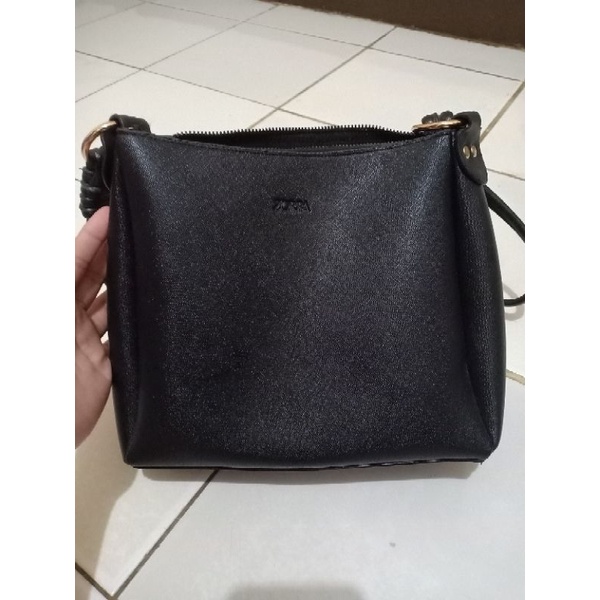 TAS SELEMPANG ZORRA