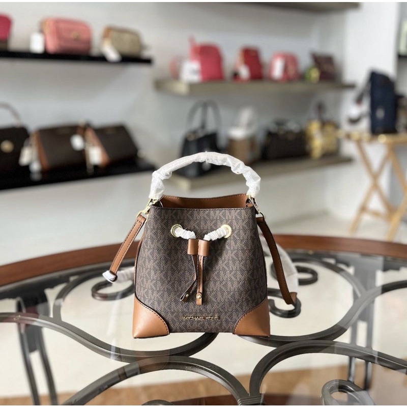 MK MERCER SMALL DRWASTING BUCKET MESSENGER BROWN